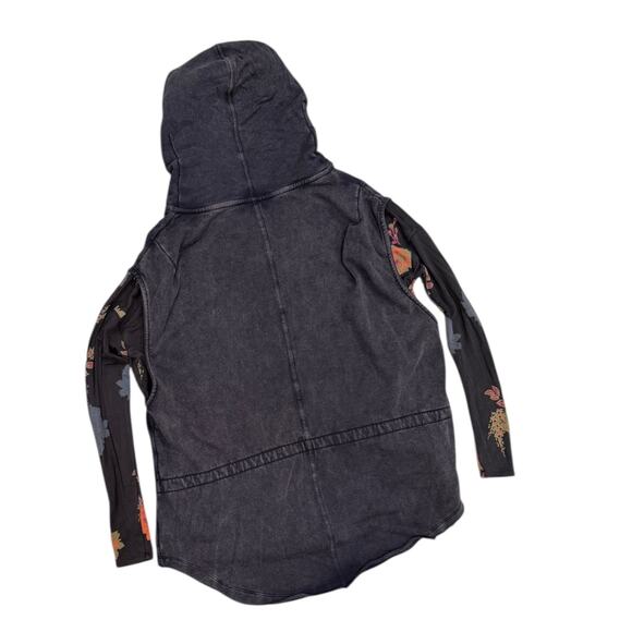 Free People Just Like That Hooded Cardi Jacket
Sweater - Picture 10 of 10